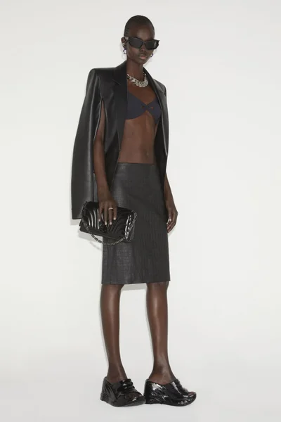 Look 12